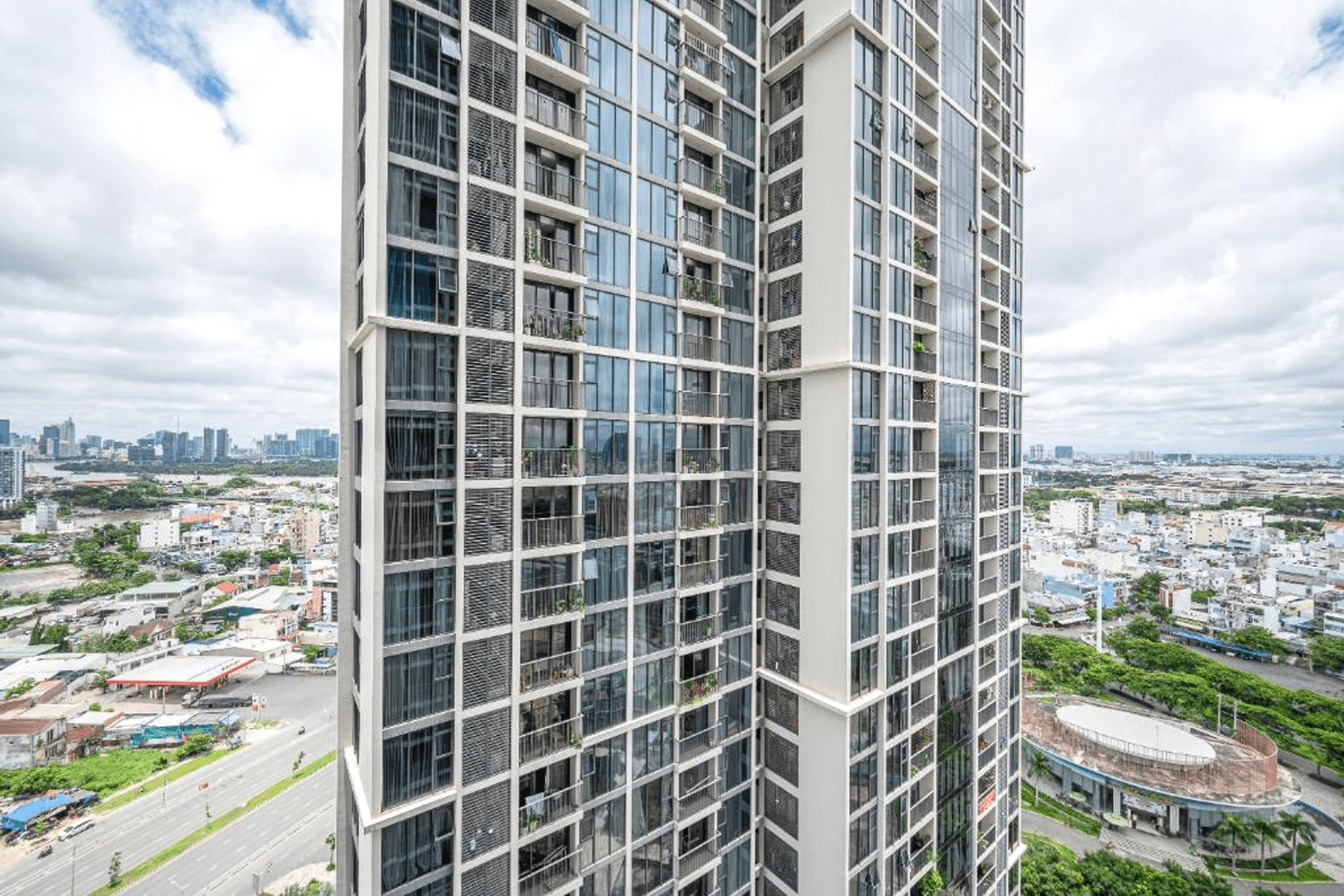 Apartment,Commercial 1-5 bedrooms 2 bathrooms in Ho Chi Minh City, Vietnam