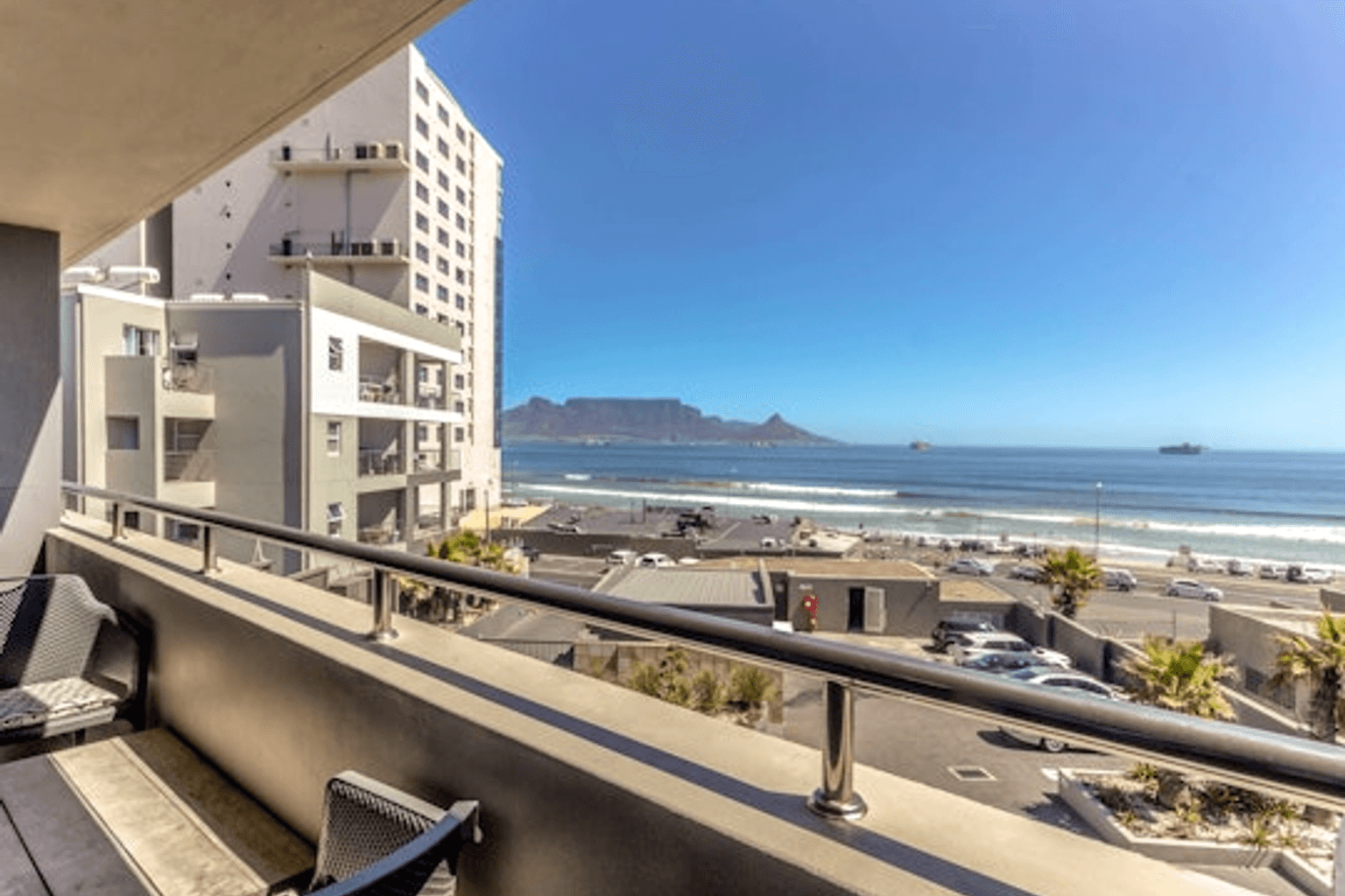Apartment 1-3 bedrooms 1-3 bathrooms in Cape Town, South Africa