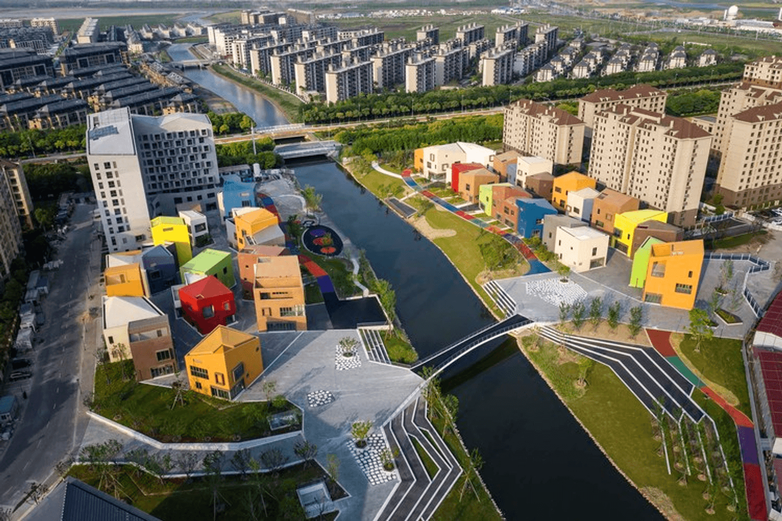 Apartment,House,Commercial 1-4 bedrooms 1-3 bathrooms in Shanghai, China