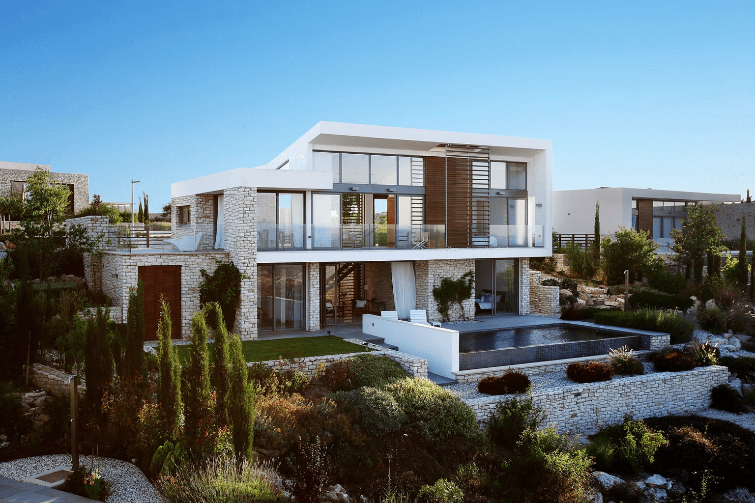Apartment,House,Commercial 1-4 bedrooms 1-4 bathrooms in Paphos, Cyprus