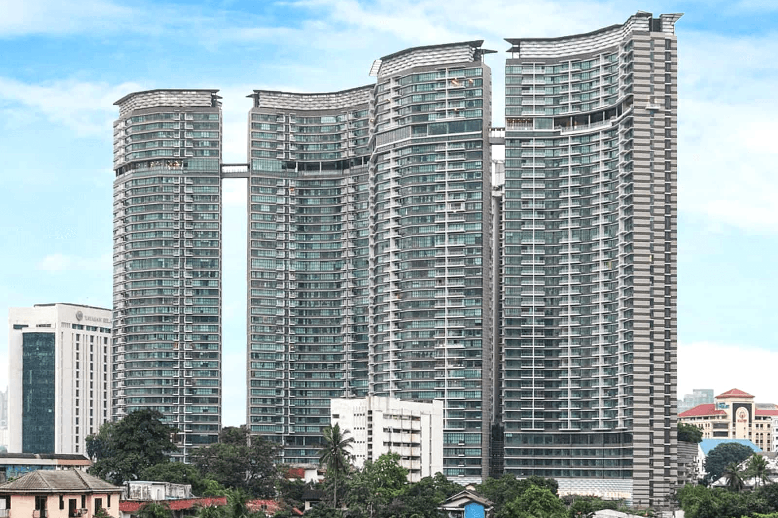 Apartment 1-4 bedrooms 1-4 bathrooms in Kuala Lumpur, Malaysia