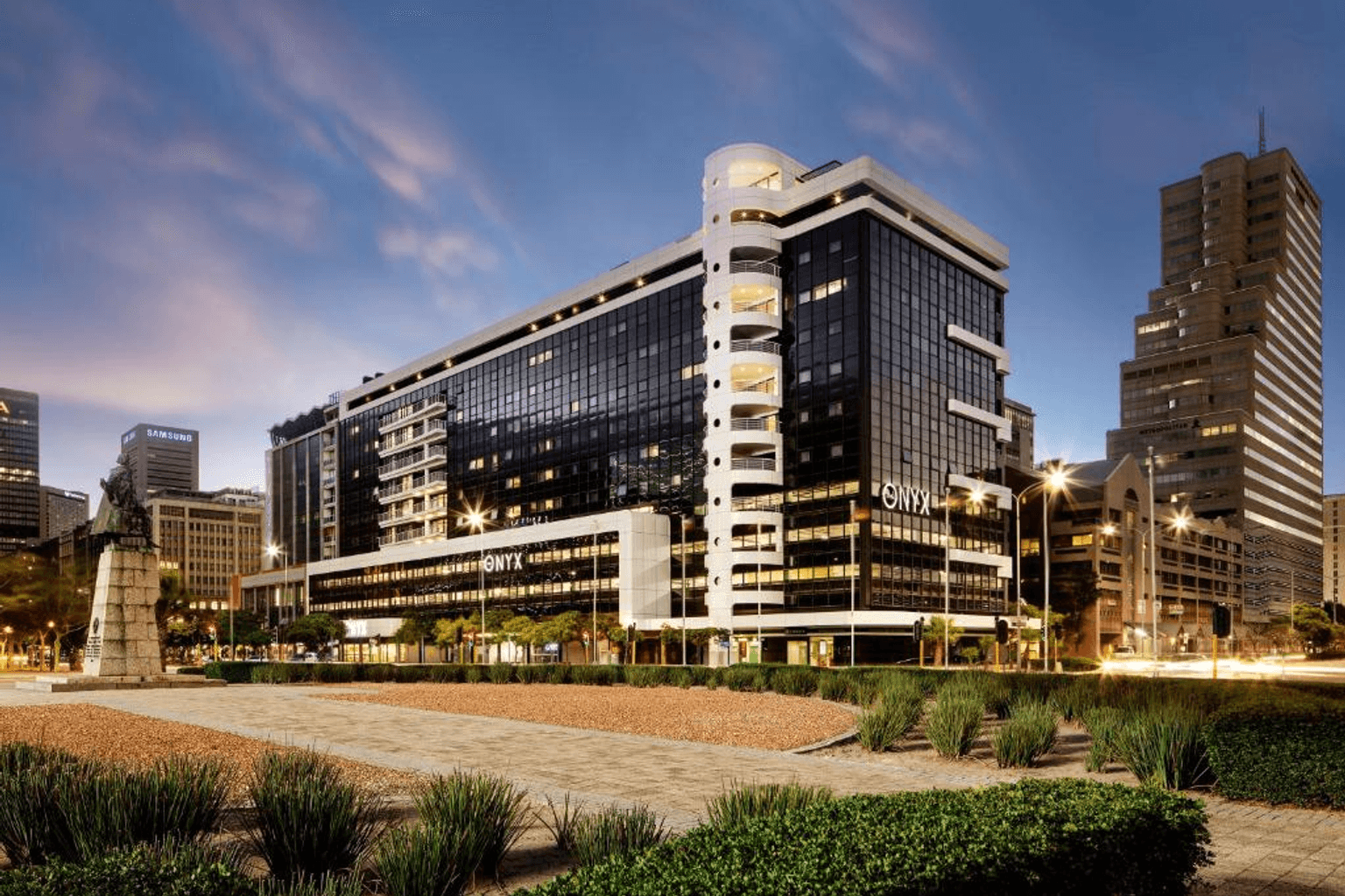 Apartment,Commercial 1-2 bedrooms 1-2 bathrooms in Cape Town, South Africa